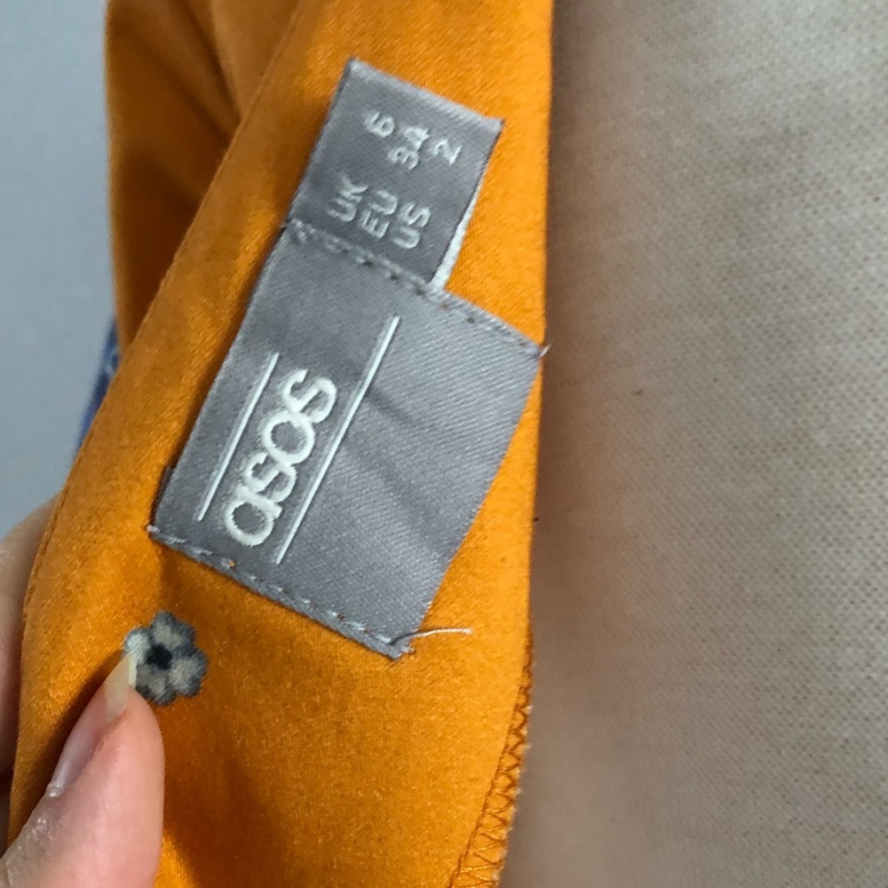 Flower Fitted Dress - image 3